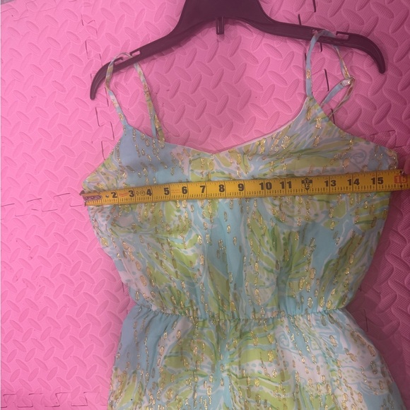 Lilly Pulitzer beautiful dress, appears to be silk with gold accents and lining. - Picture 3 of 4